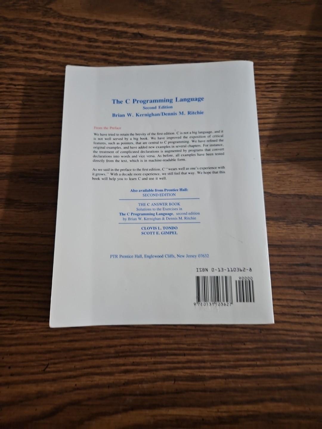 C Programming Language by Brian Kernighan and Dennis Ritchie (1988, Trade…