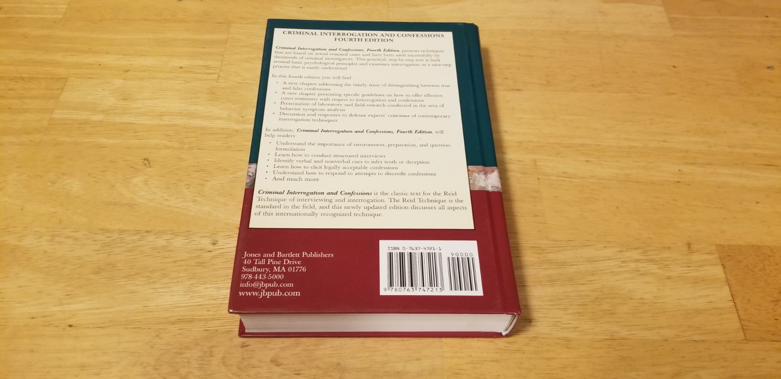 Criminal Interrogation and Confessions: 4e by Fred Inbau Nice Shape