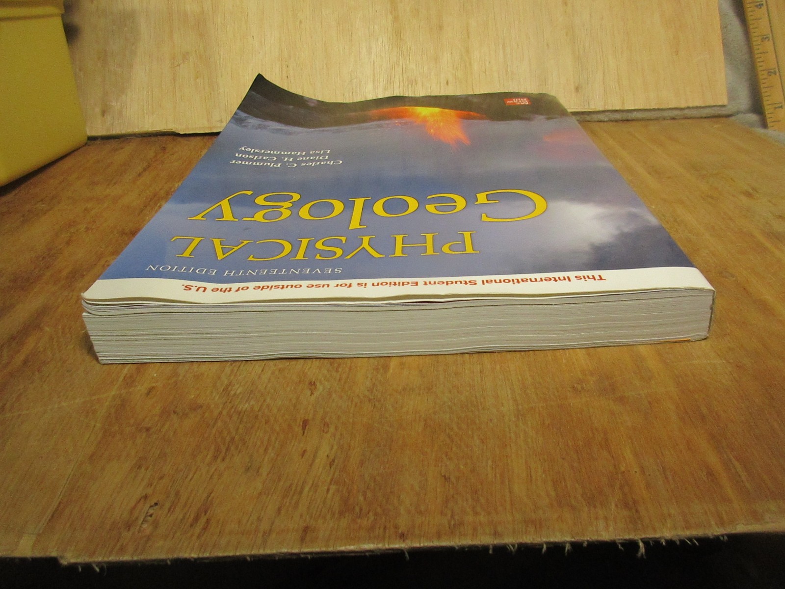 Physical Geology 17th Edition (INTERNATIONAL STUDENT EDITION) BY C. Plummer 2022