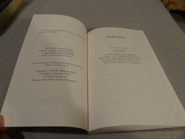 RAPTURE AND REVELATION By Ray H. Hughes