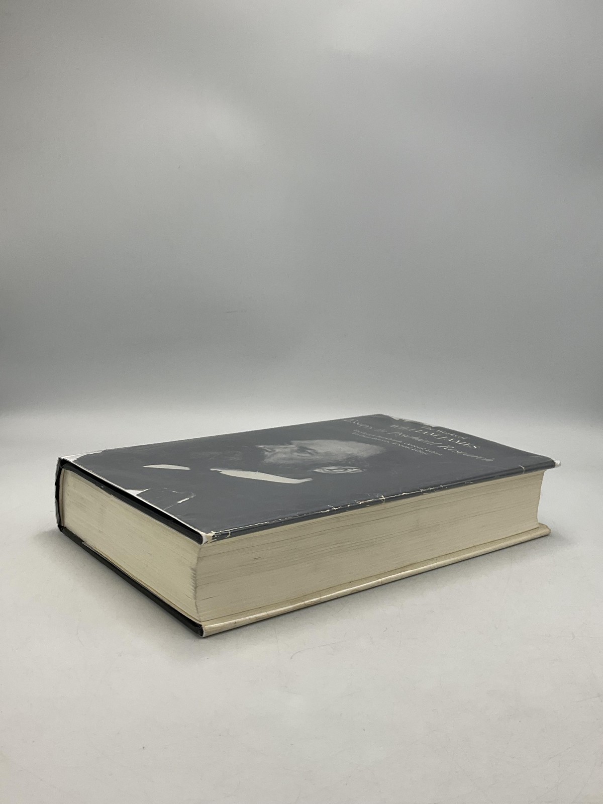 Essays In Psychical Research William James Harvard HC DJ Black 1986 USA