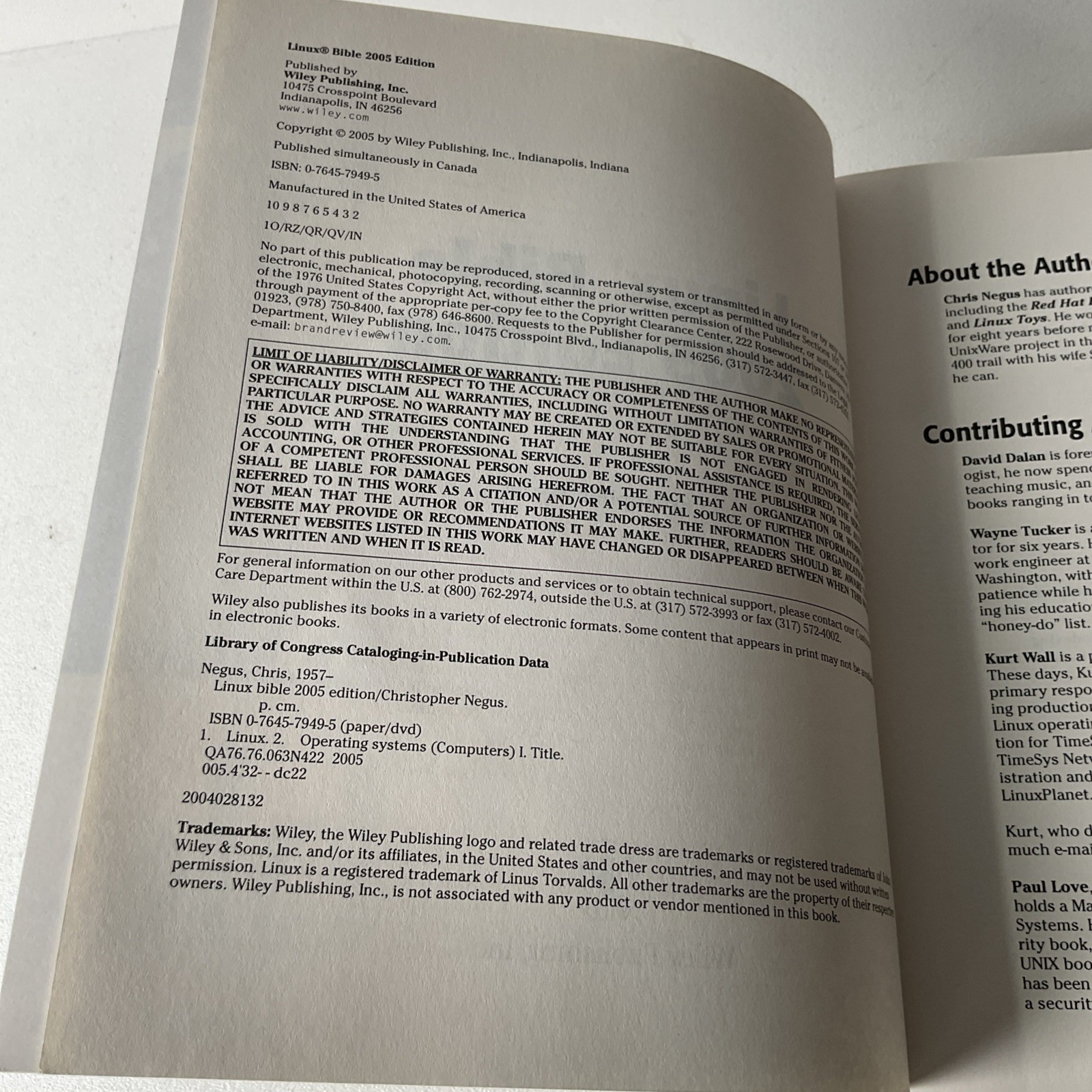 Bible Ser.: Linux Bible : Boot up to Ubuntu, Fedora, KNOPPIX, Debian, openSUSE,