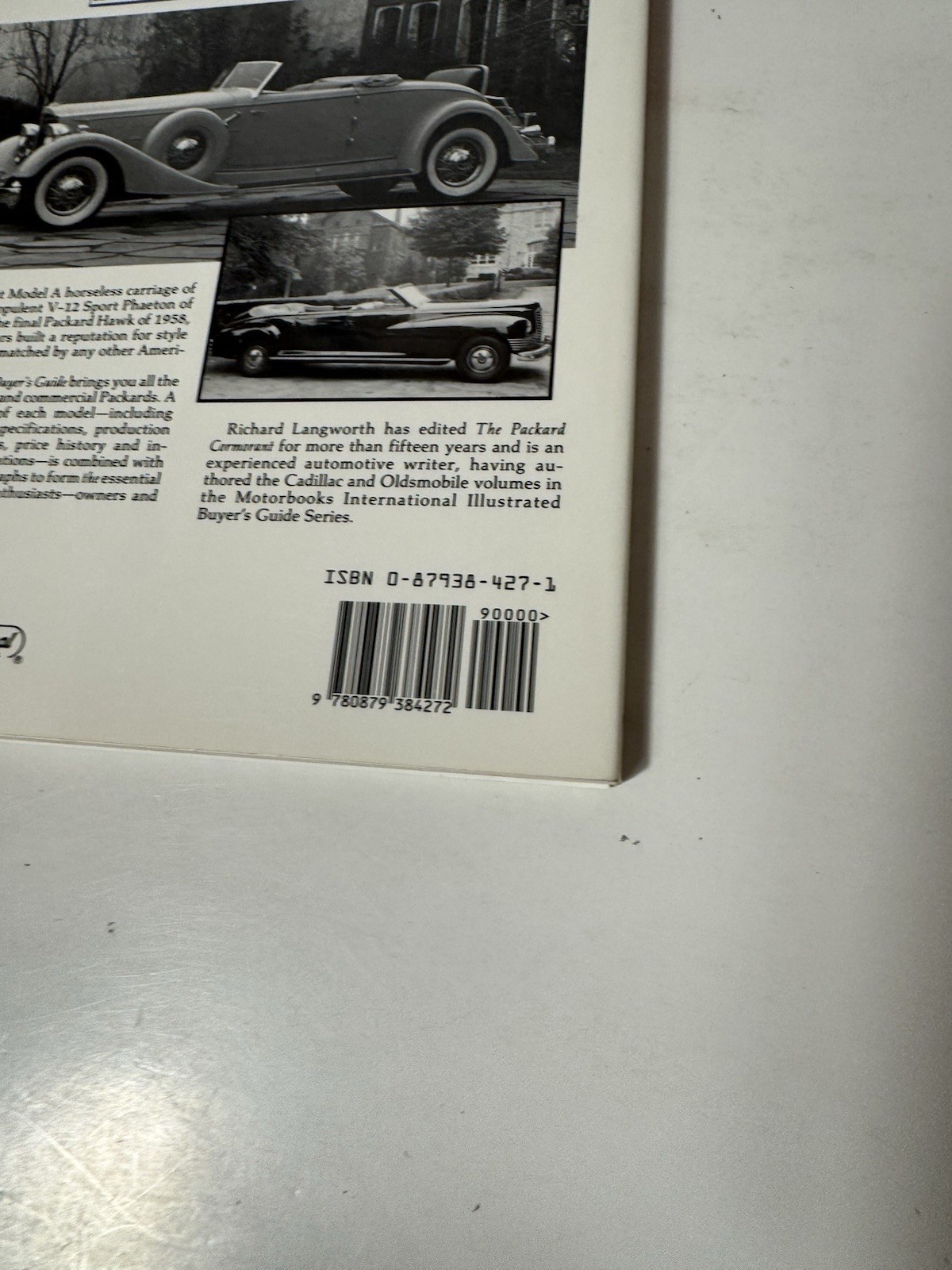 Motorbooks Illustrated Buyer’s Guide Series Illustrated Packard Buyers Guide
