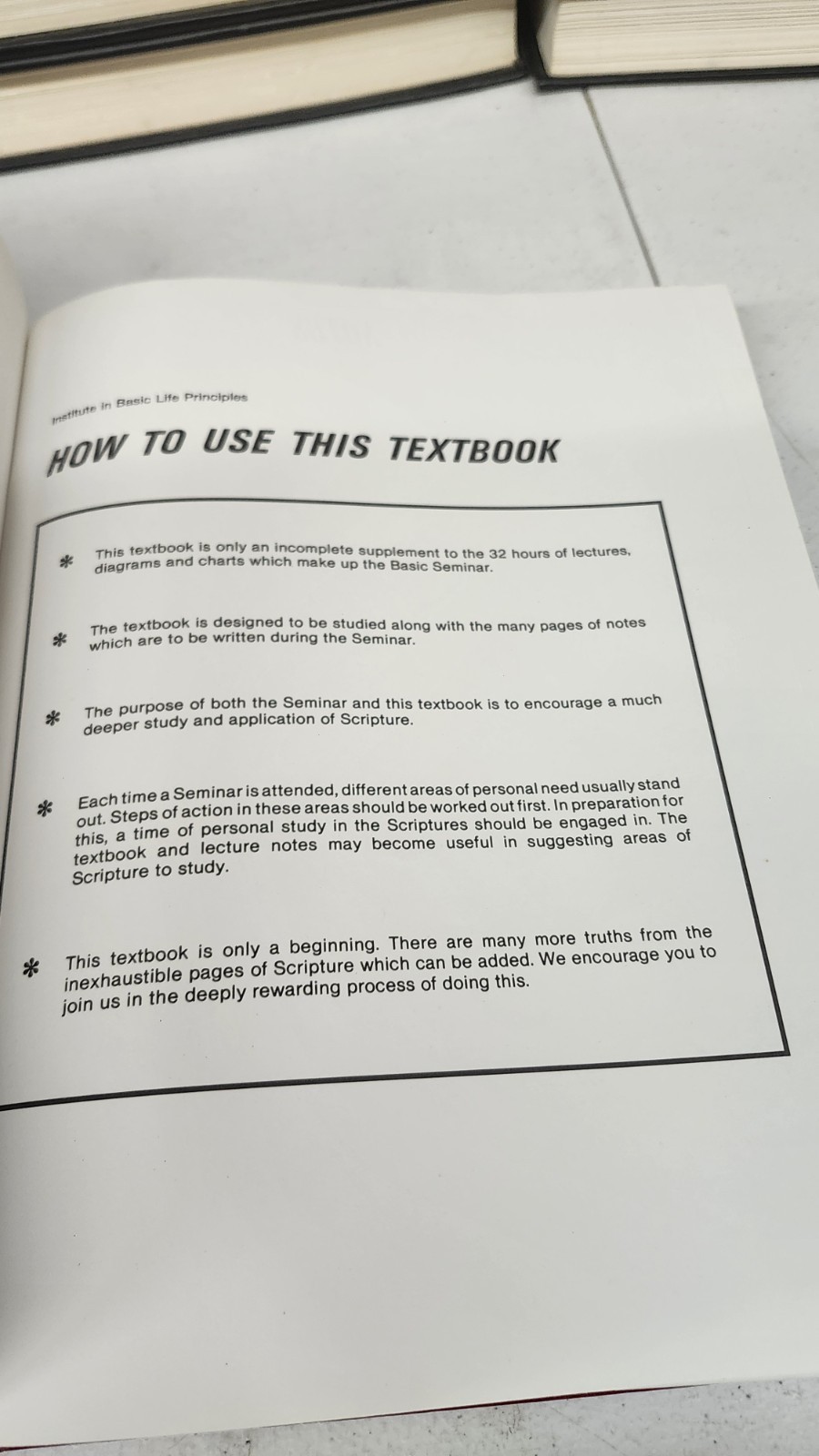 BASIC SEMINAR TEXTBOOK RESEARCH IN PRINCIPLES OF LIFE Bill Gothard HC 1993