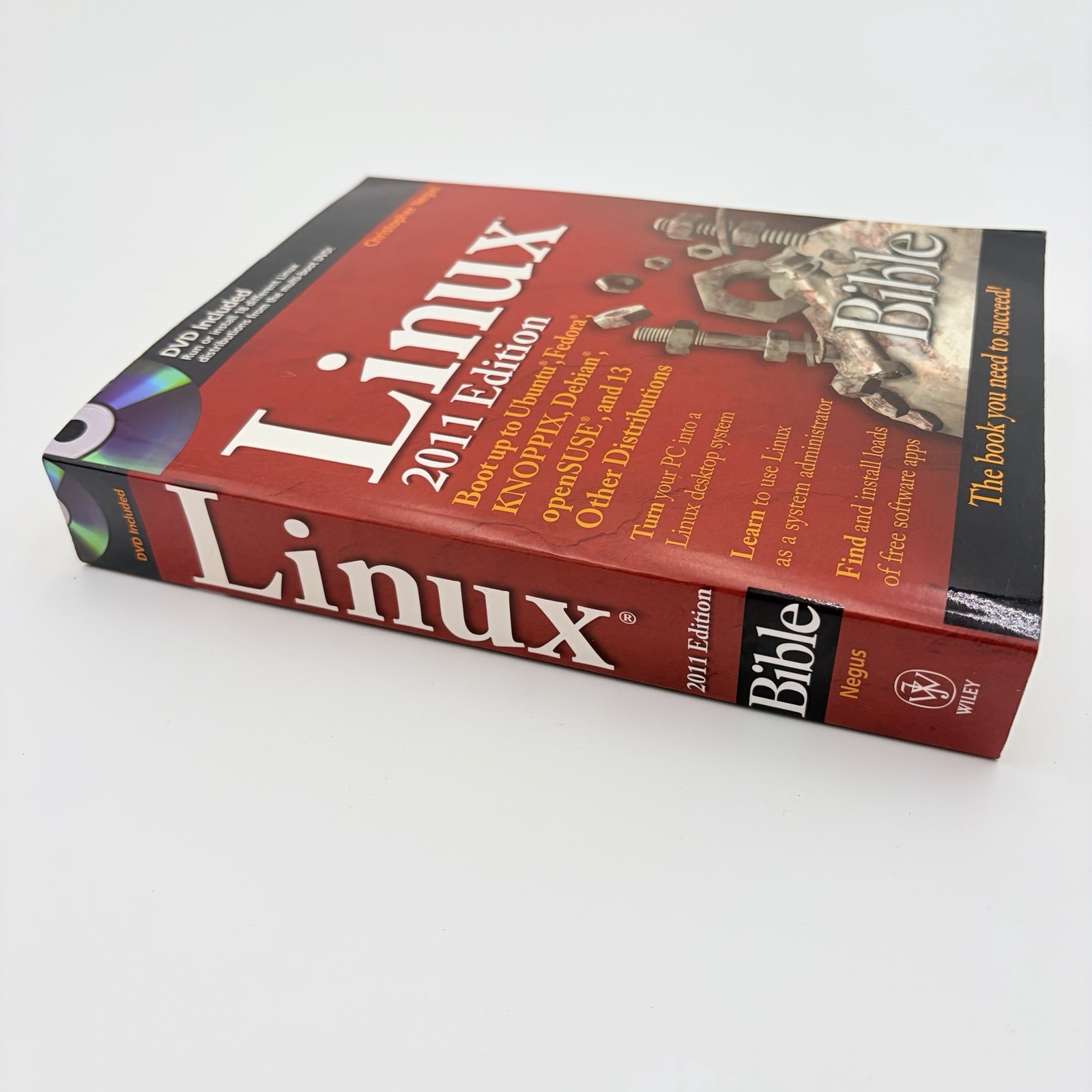 LINUX BIBLE 2011 Edition Christopher Negus Paperback WITH DVD Wiley