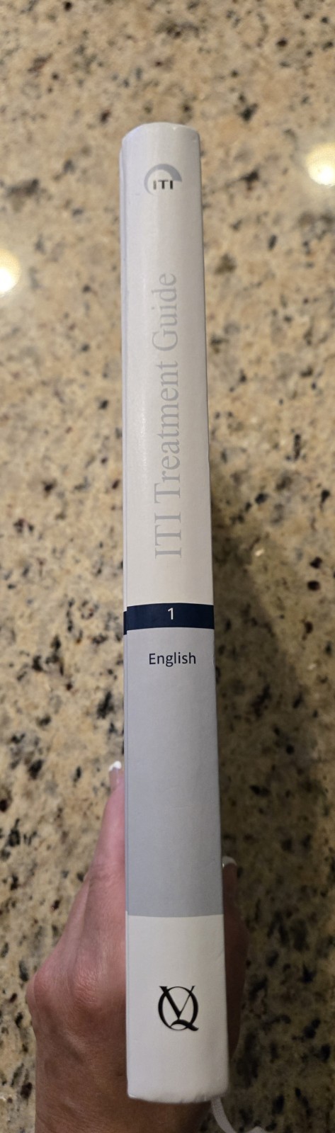 ITI TREATMENT GUIDE, VOLUME 1: IMPLANT THERAPY IN ESTHETIC ZONE SINGLE TOOTH REP