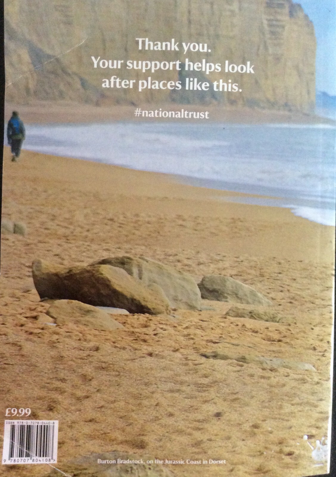 National Trust 2017 Handbook. Paperback. 2017. 448 Pages