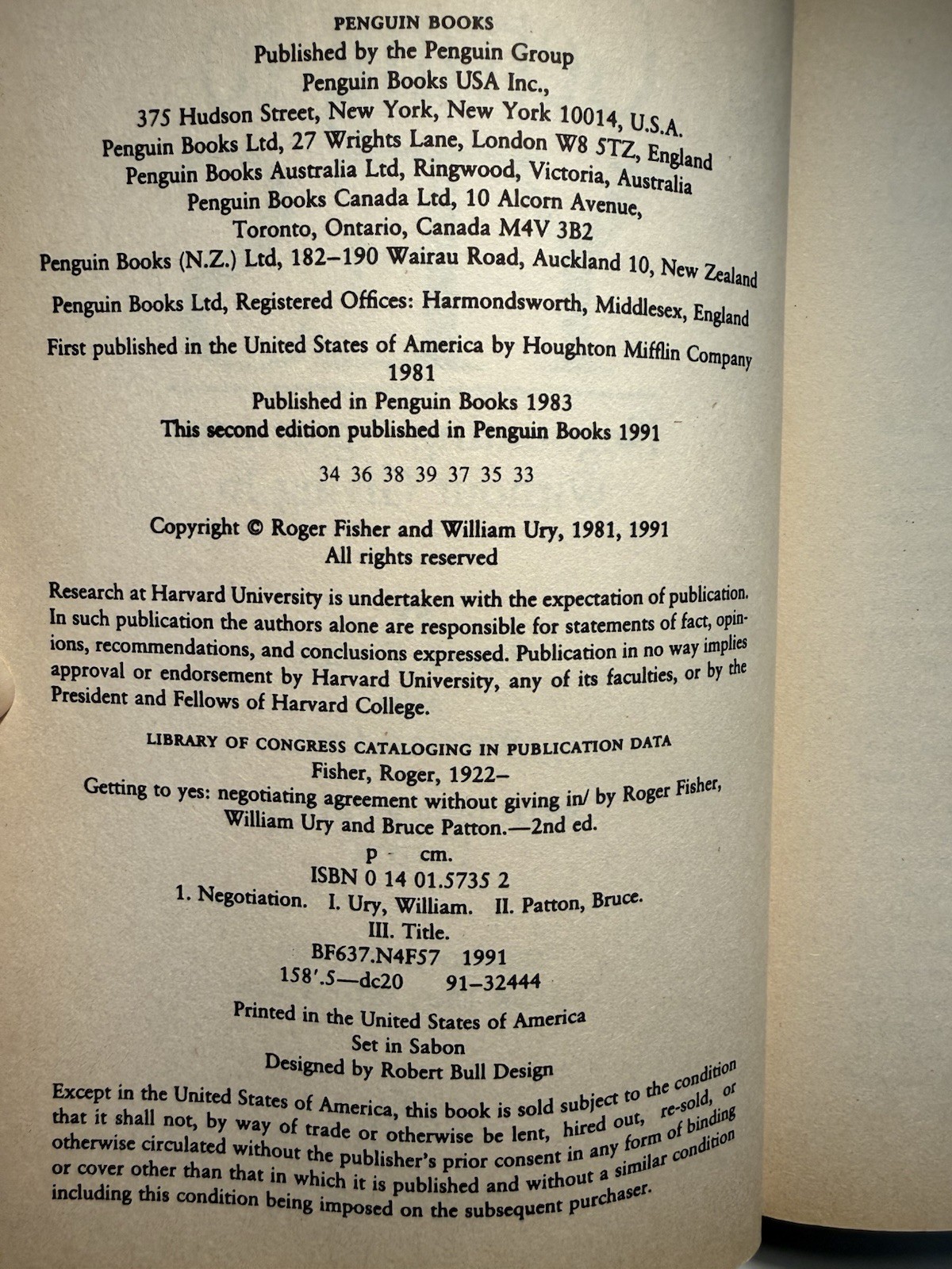 Getting to Yes Negotiating Agreement Without Giving In 2nd Ed 1991 PB Fisher Ury