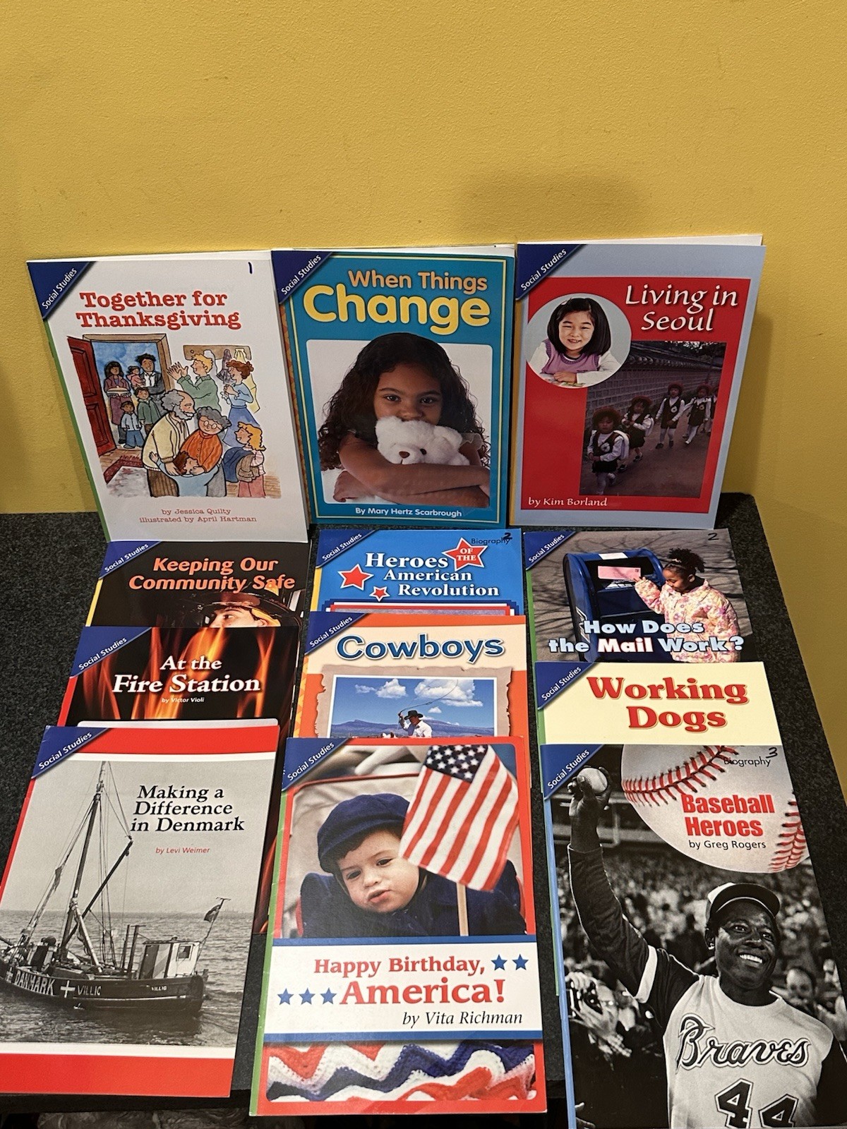 LOT OF 73 Scott Foresman/Pearson Grade 1-3 Easy Reader School Books Science Etc