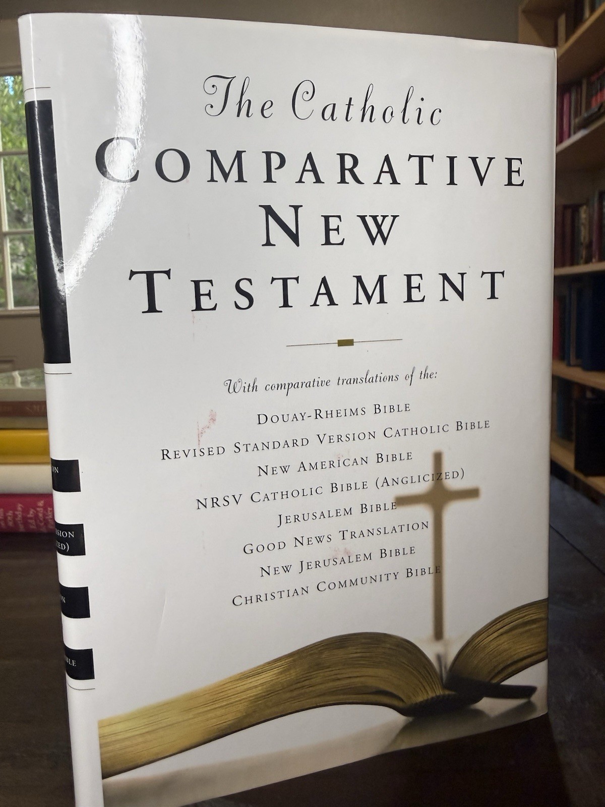 THE CATHOLIC COMPARATIVE NEW TESTAMENT By Oxford University Press Hardcover EUC