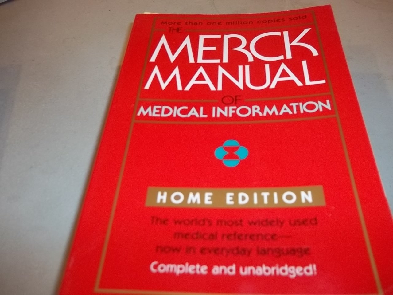 The Merck Manual of Medical Information Berkow, Robert