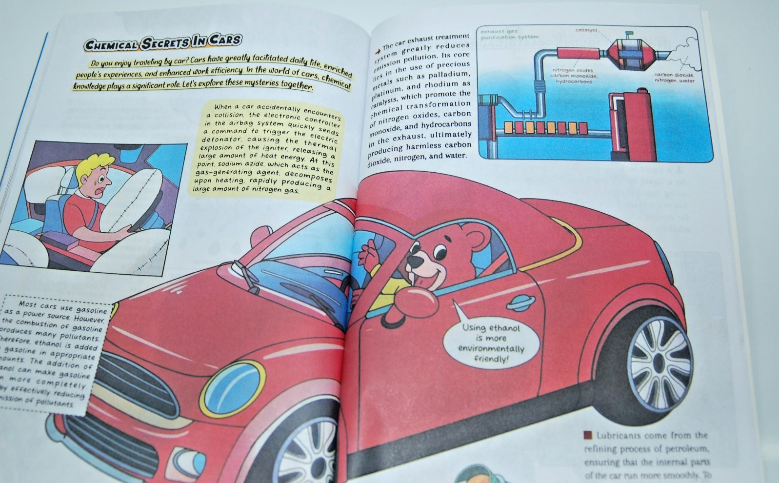 Comic Format Physics & Chemistry – Weird & Wacky Research Institute Doris Walton