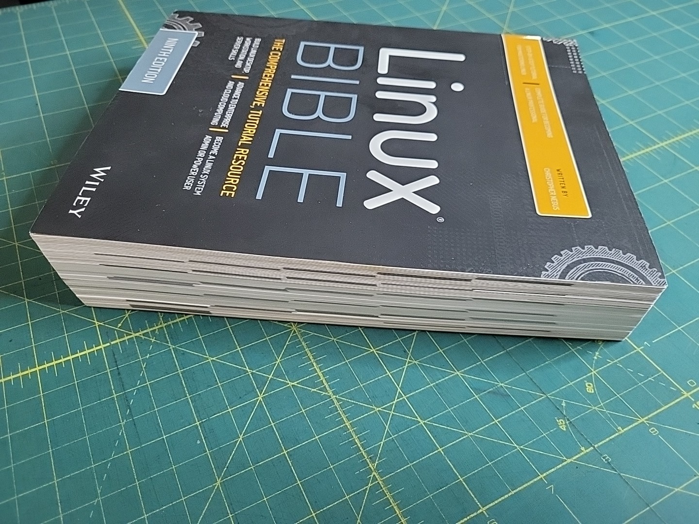 Linux Bible by Christopher Negus (2015, Trade Paperback)