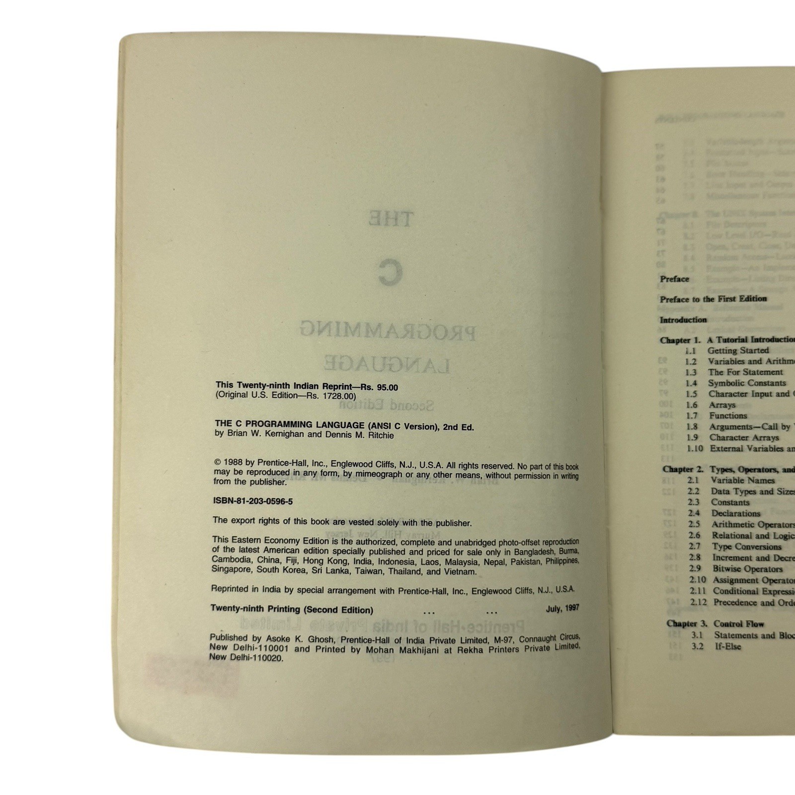 The C Programming Language (2nd Edition), Brian W. Kernighan, Dennis M. Ritchie