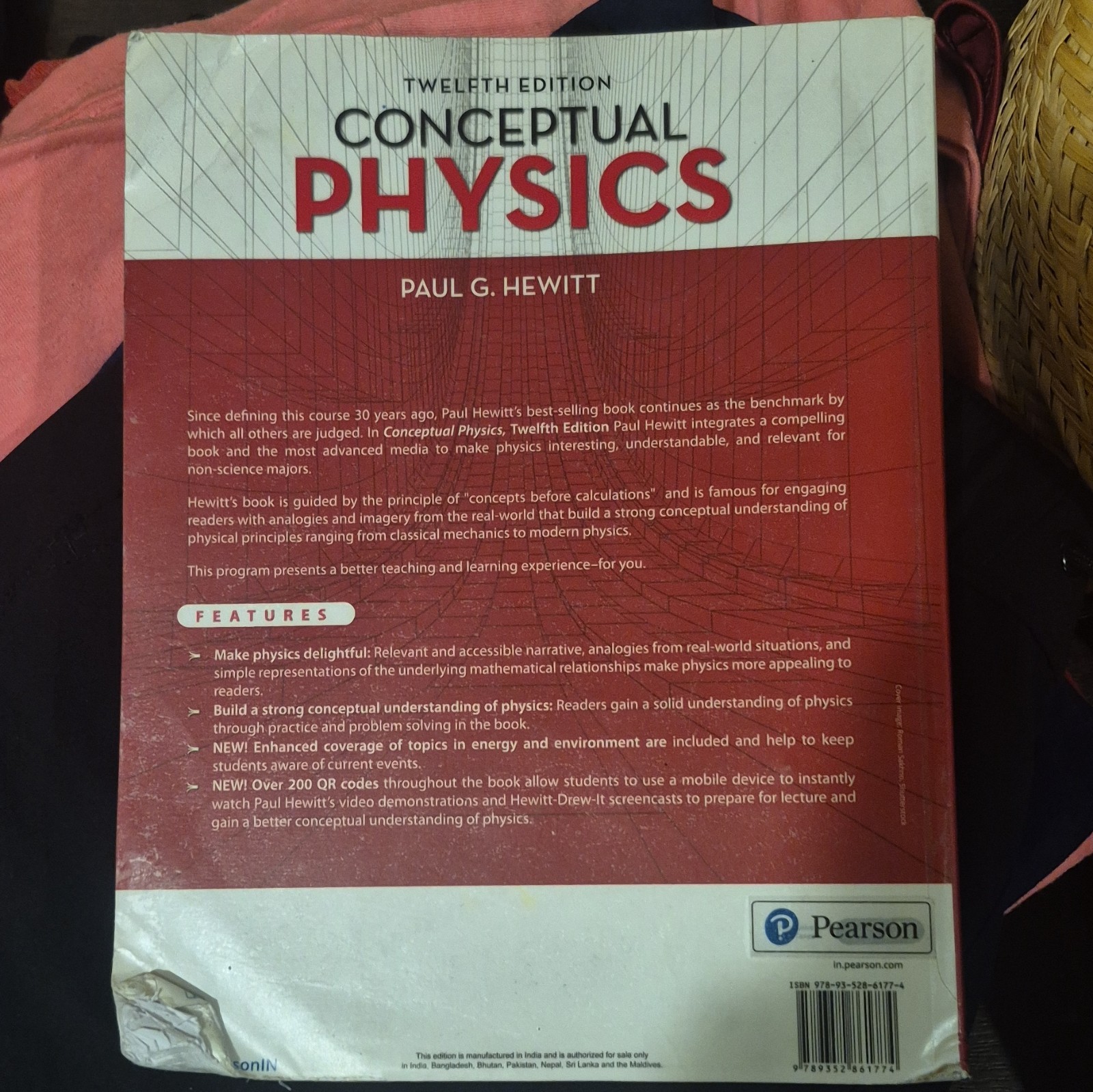 Conceptual Physics 12th Int’l Edition Paperback Paul G. Hewitt Pearson