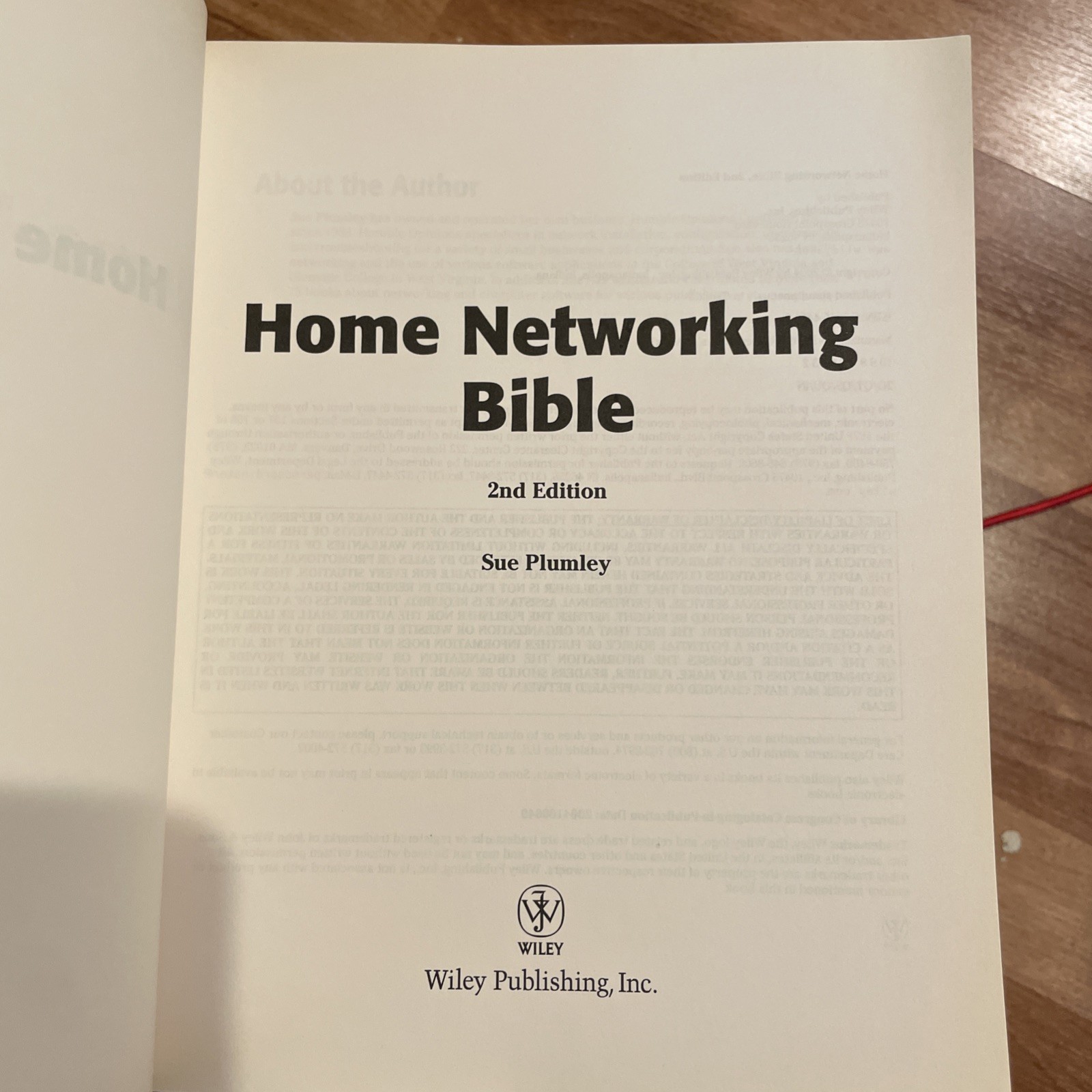 Bible Ser.: Home Networking Bible by Sue Plumley (2004, Trade Paperback)