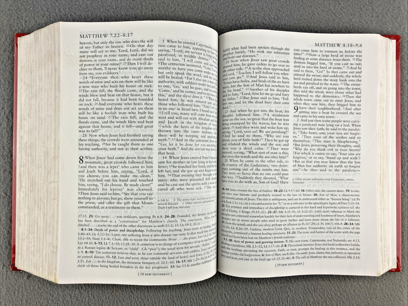 NRSV The New Oxford Annotated Bible with the Apocrypha, Third Edition Hardcover