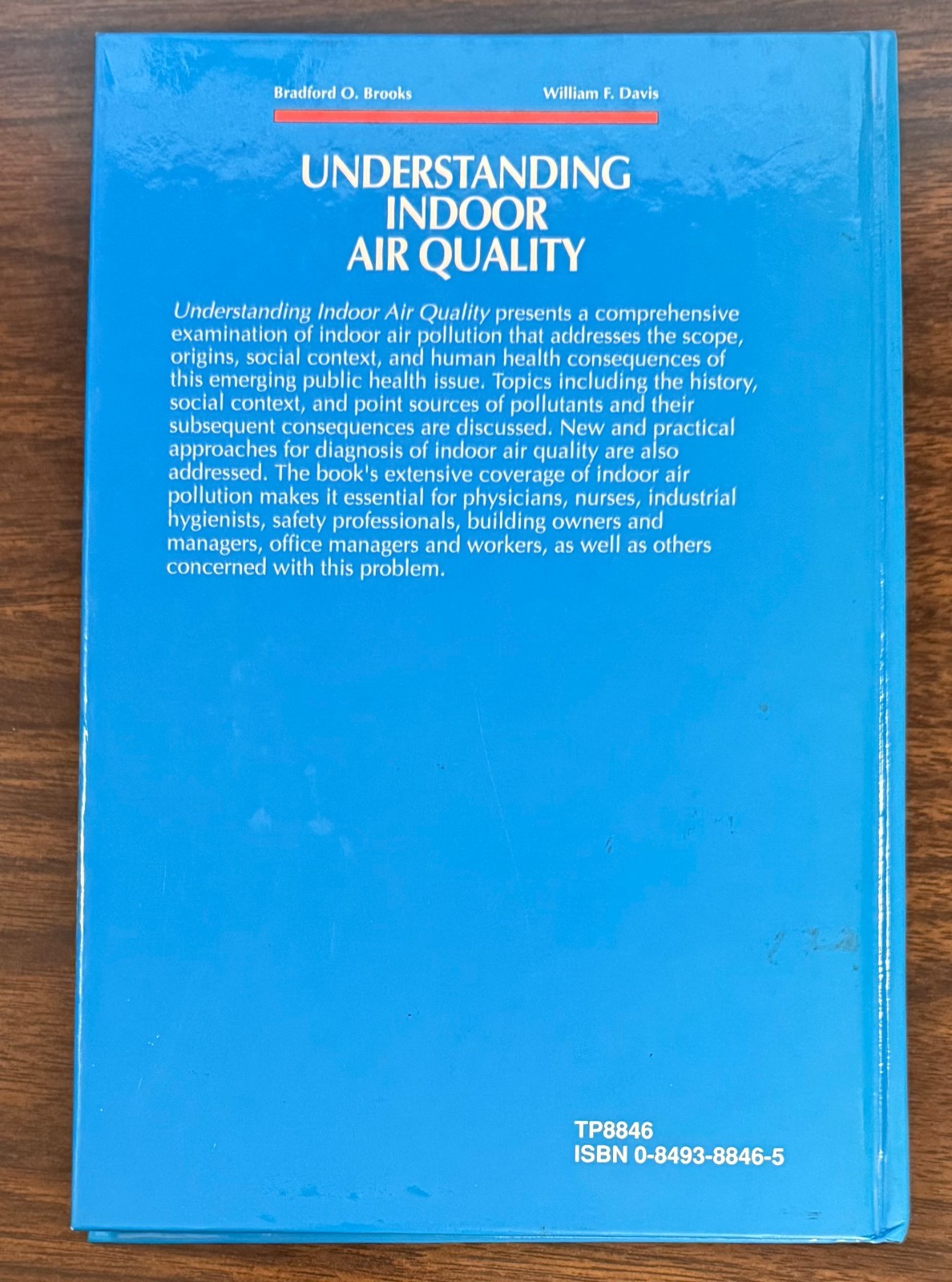 UNDERSTANDING INDOOR AIR QUALITY (TELFORD PRESS) By Bradford O. Brooks PRE-OWNED