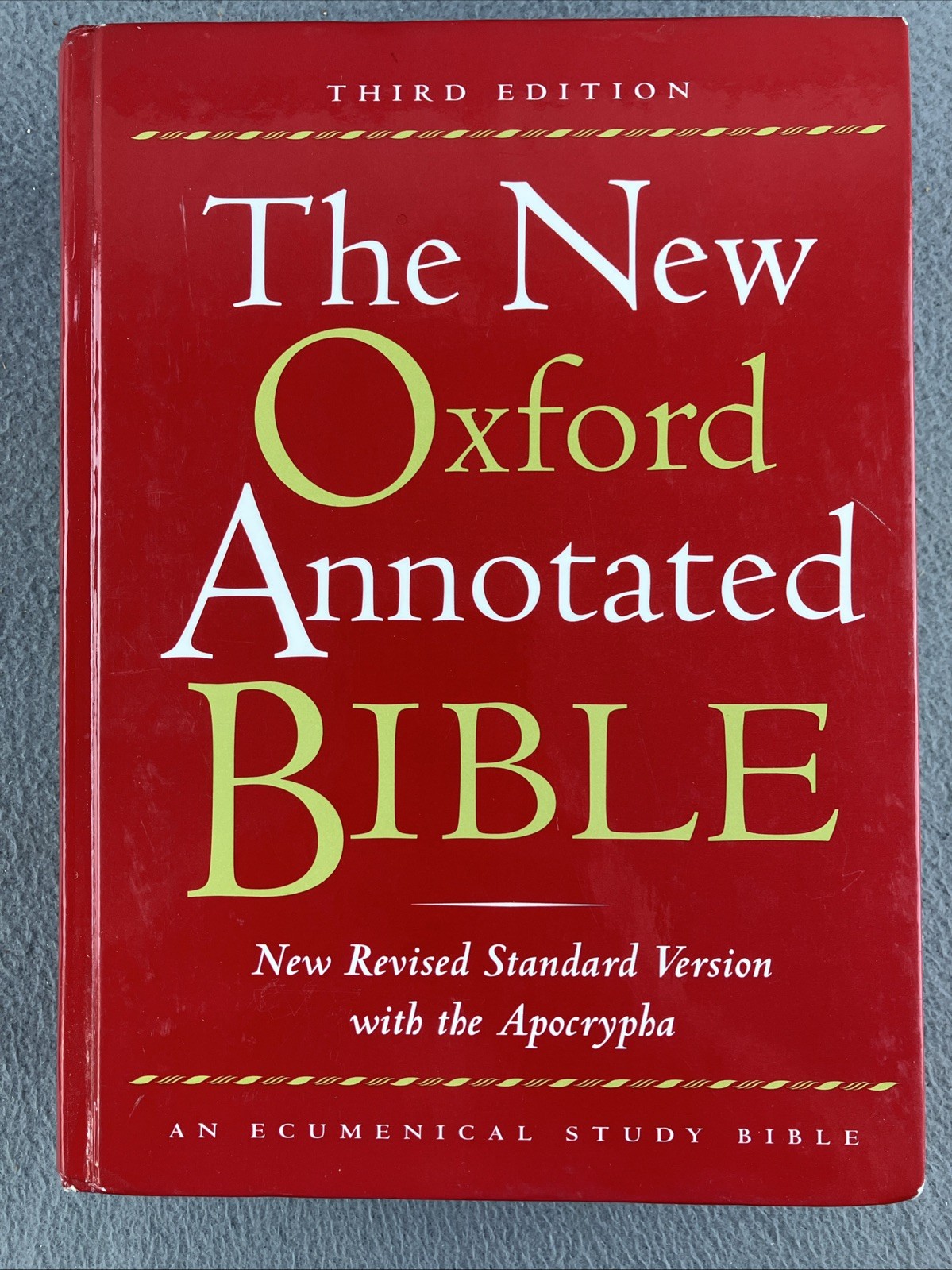 NRSV The New Oxford Annotated Bible with the Apocrypha, Third Edition Hardcover