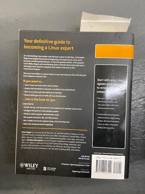Linux Bible 8th Edition by Christopher Negus and Christine Bresnahan – LIKE NEW