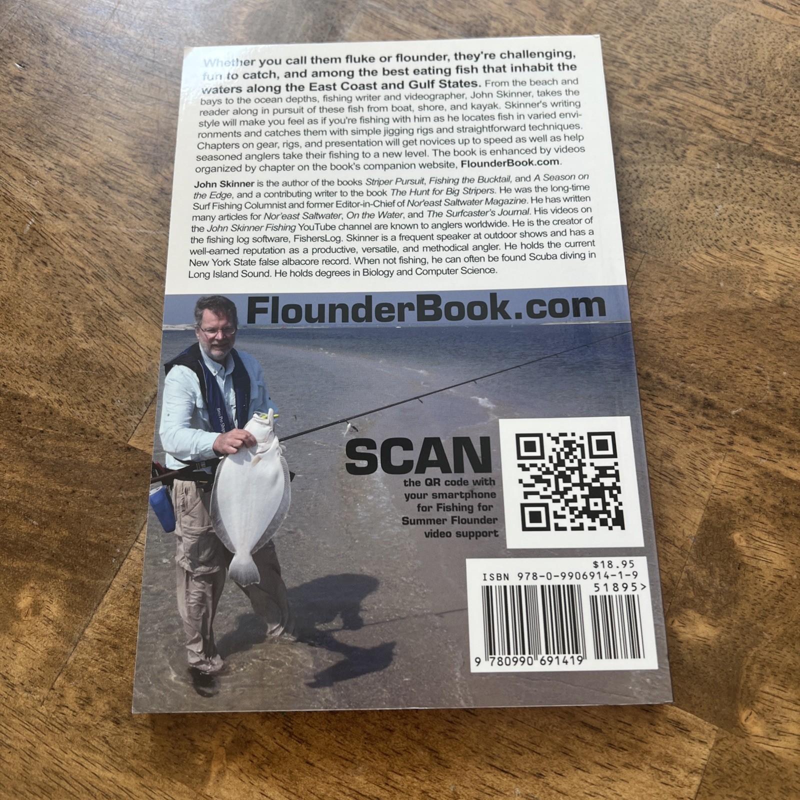FISHING FOR SUMMER FLOUNDER: By John Skinner – NEW / FREE SAME DAY SHIPPING