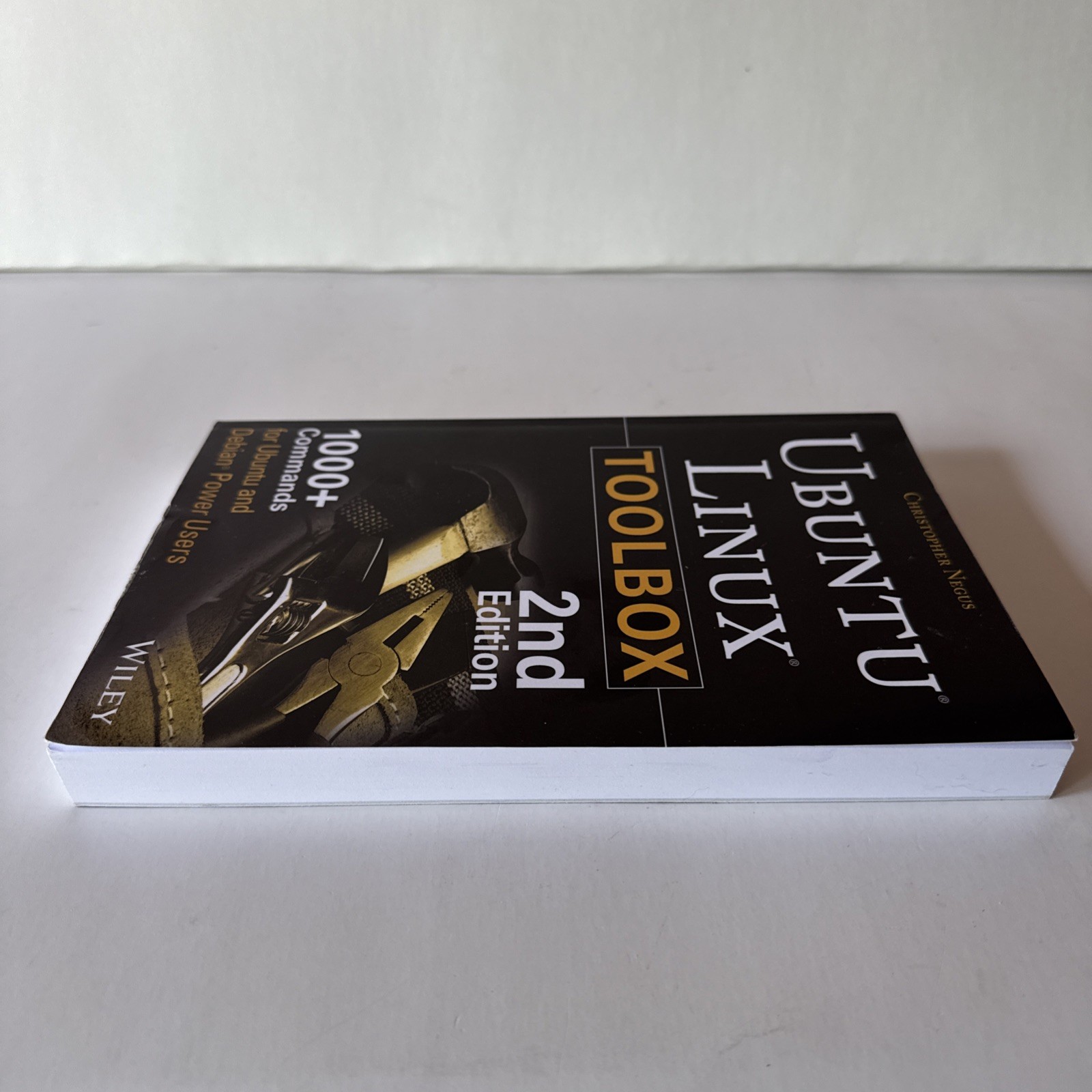 Ubuntu Linux Toolbox 2nd Edition Christopher Negus Paperback Good