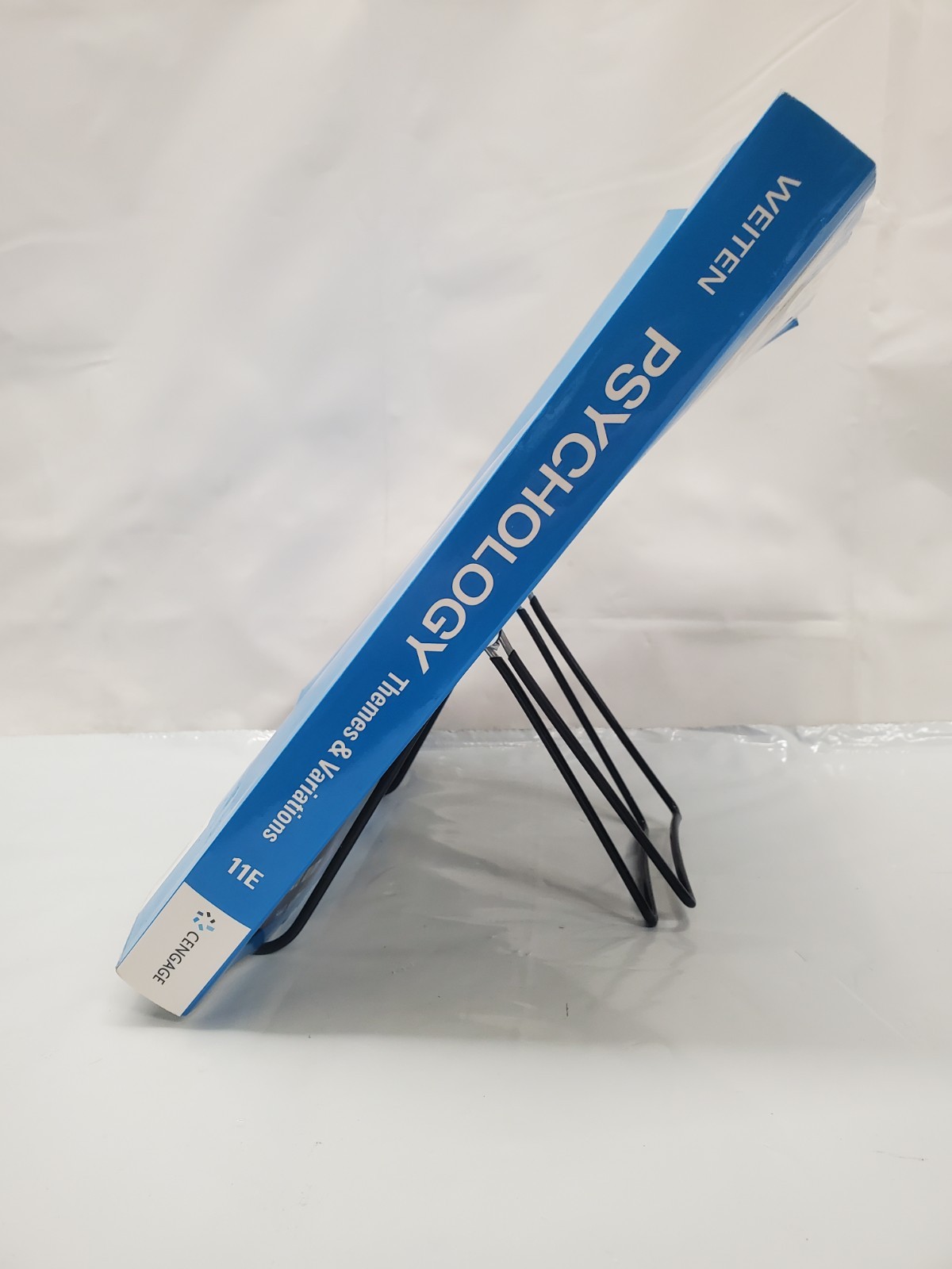 Cengage Psychology: Themes and Variations – 11th Ed, Paperback *New w/ Defects