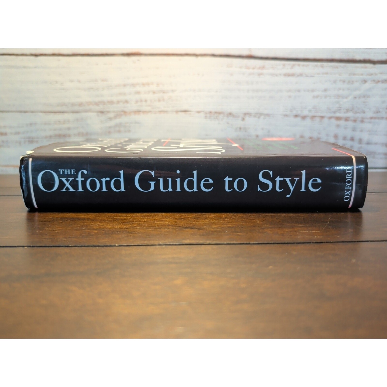 The New Oxford Style Manual by Oxford University Press