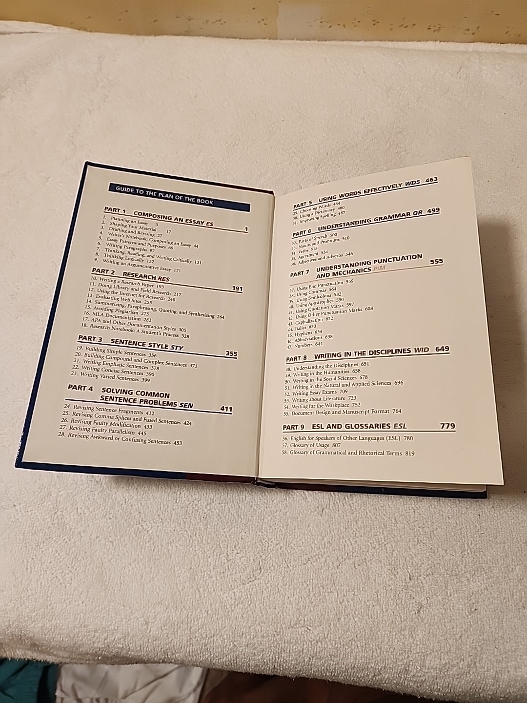 Holt Handbook by Stephen R. Mandell and Laurie G. Kirszner (2001, Hardcover)