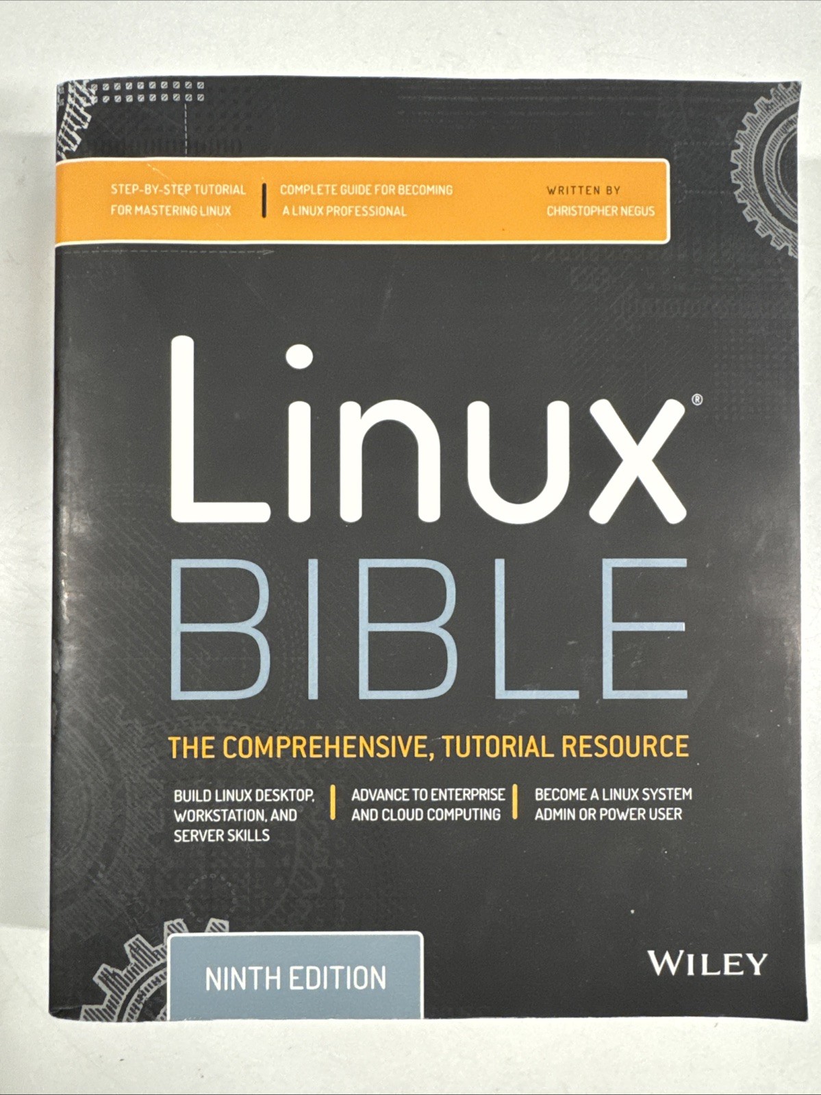 Bible Ser.: Linux Bible by Christopher Negus (2015, Trade Paperback / Online Res