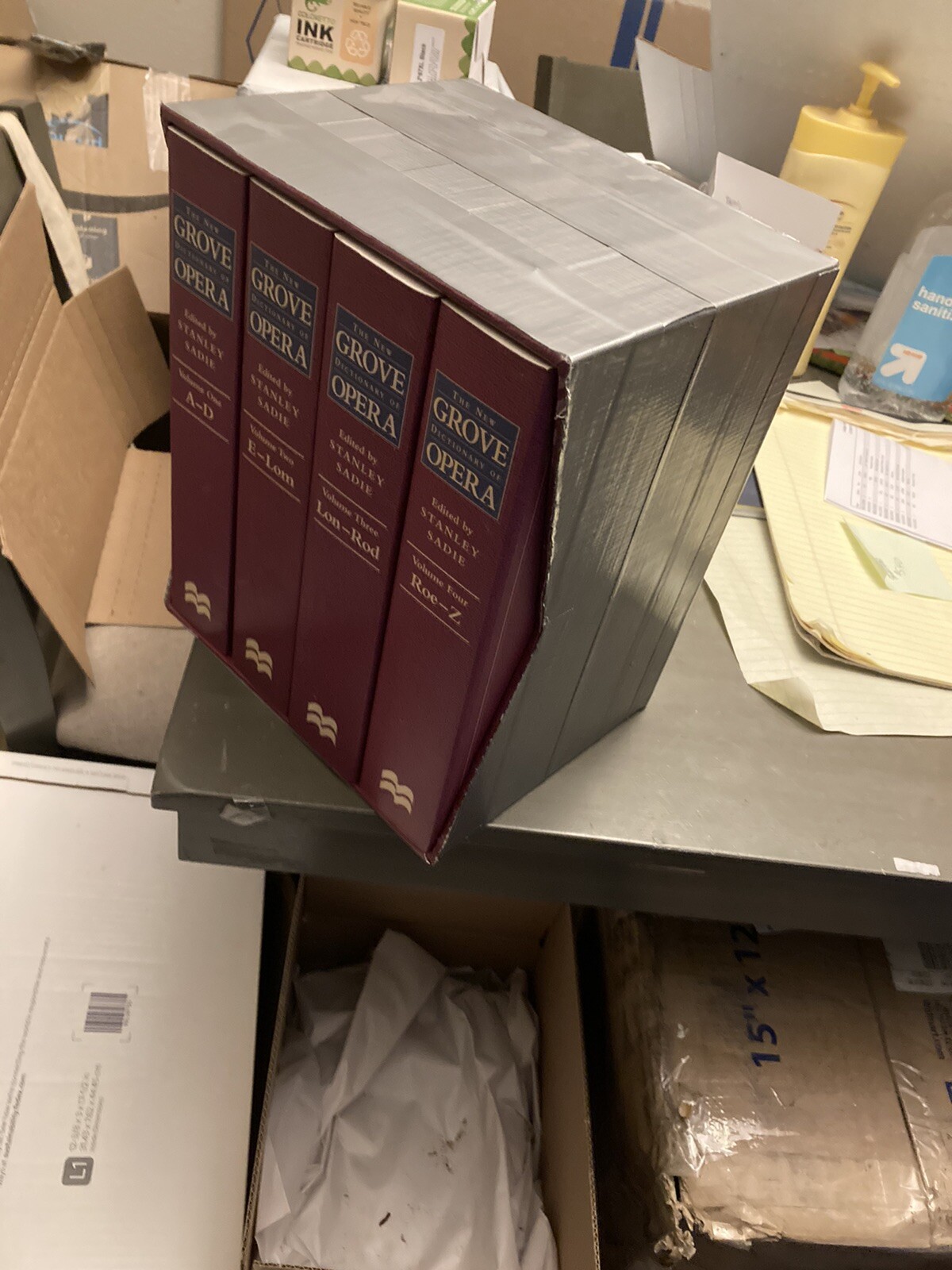 The New Grove Dictionary, Oxford University Press, 4 Volumes, Papaerback, 1997