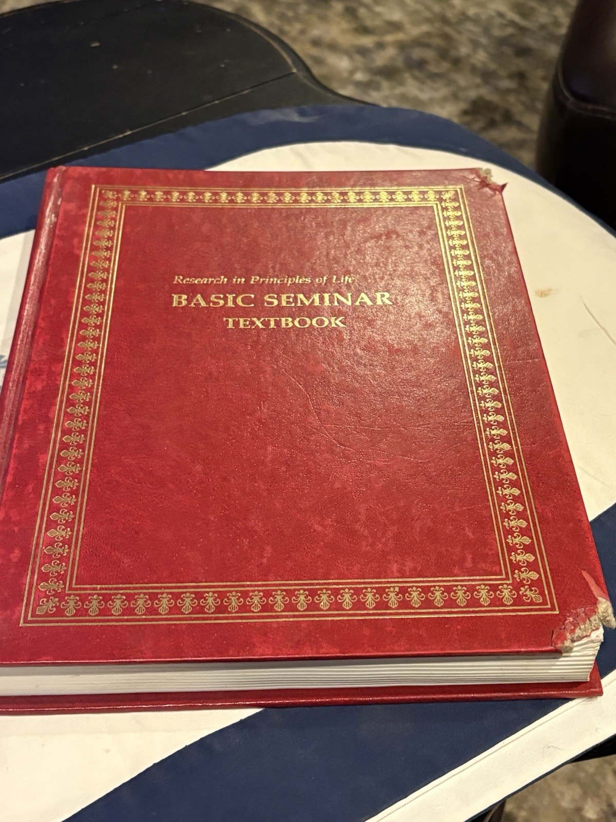 BASIC SEMINAR TEXTBOOK RESEARCH IN PRINCIPLES OF LIFE Bill Gothard HC 1993