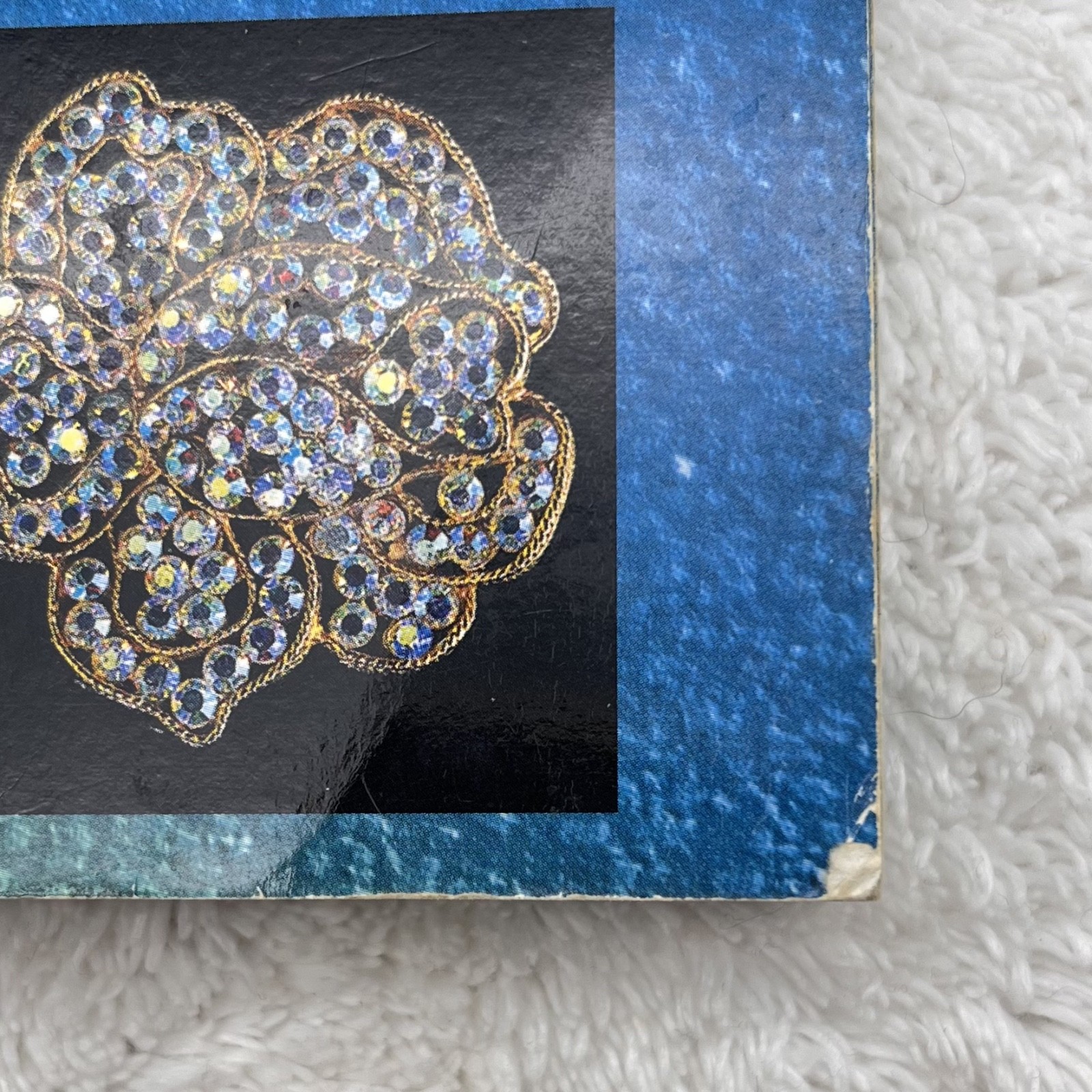Collecting Costume Jewelry 101 by Julia C. Carroll 2004 Paperback 304 Pages