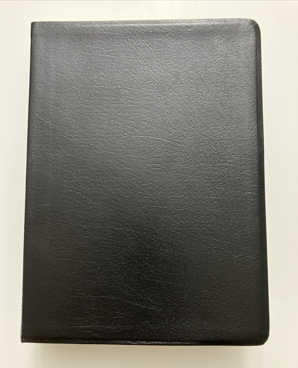 New Oxford Annotated Bible with the Apocrypha, NRSV. 3rd Edition. Leather. 9714A