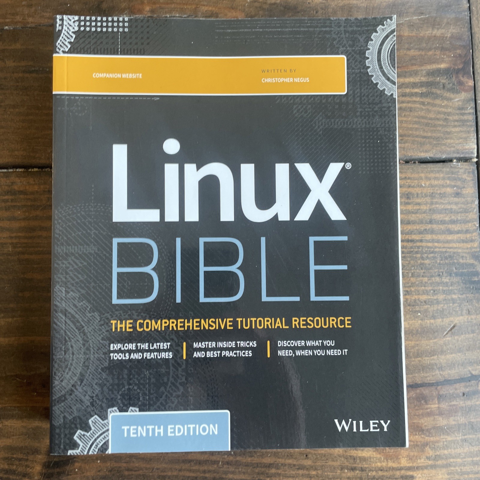 Linux Bible 10th edition by Christopher Negus