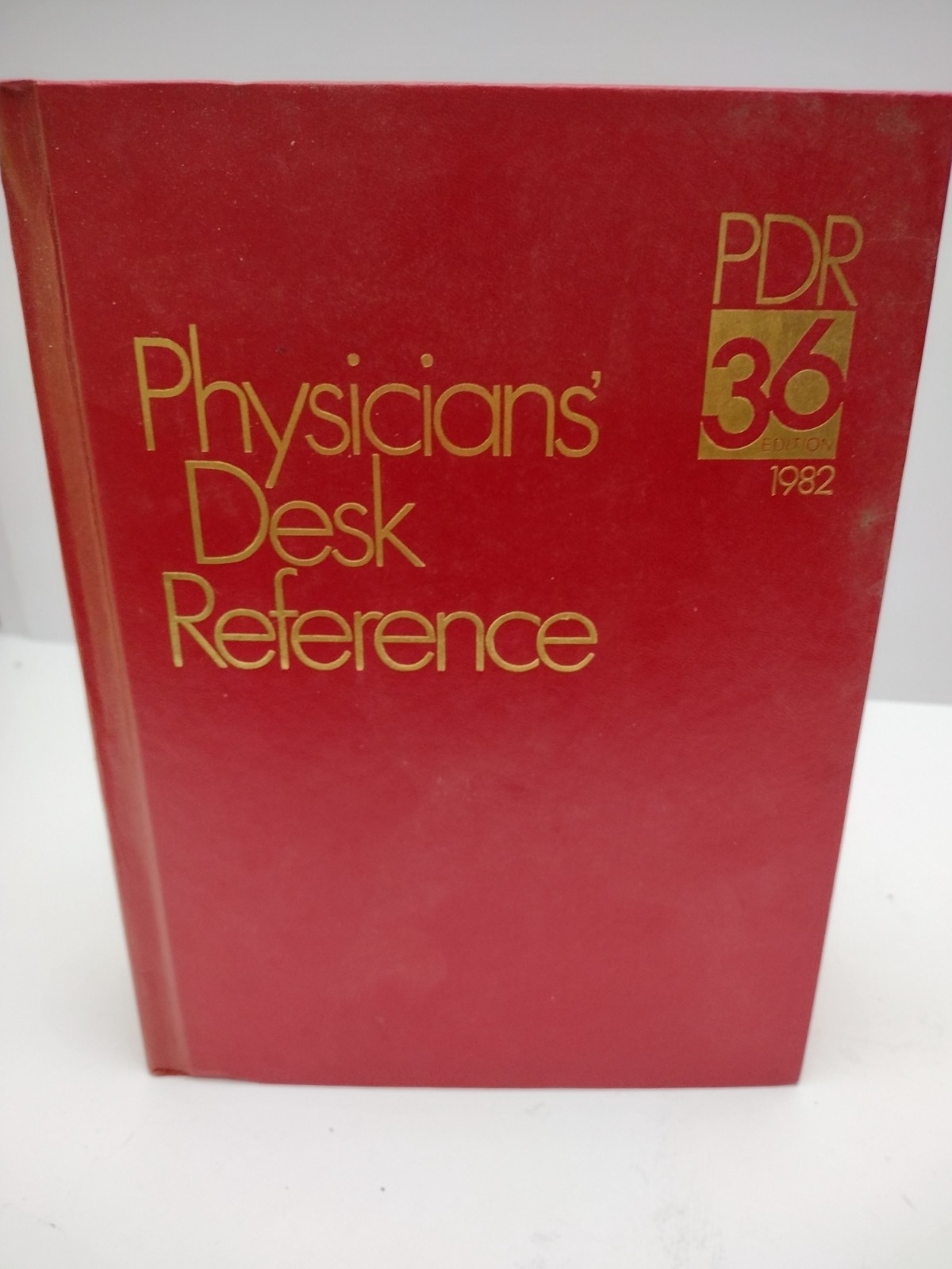 PDR 36th Edition 1982 Physicians’ Desk Reference Hardcover 4 lbs + 10″X7.25″