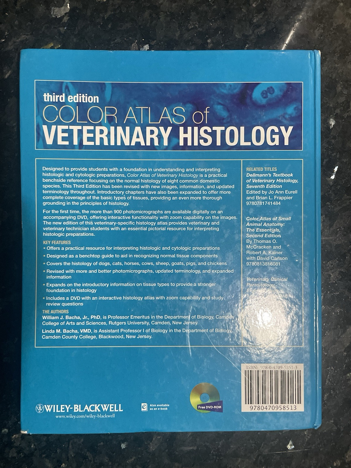 Color Atlas of Veterinary Histology – Hardcover, by Bacha Jr. William J.; – Good